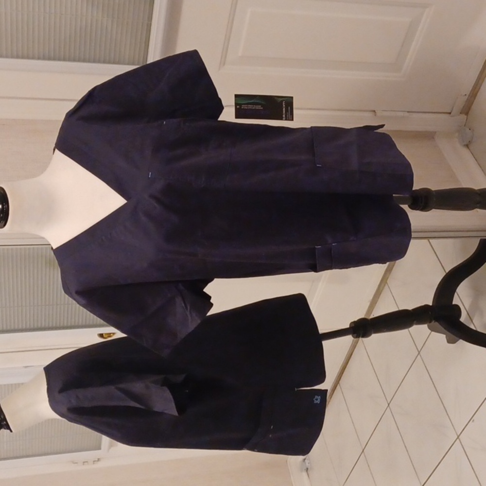 4/$80 New Navy Blue Scrub Top - Size XL